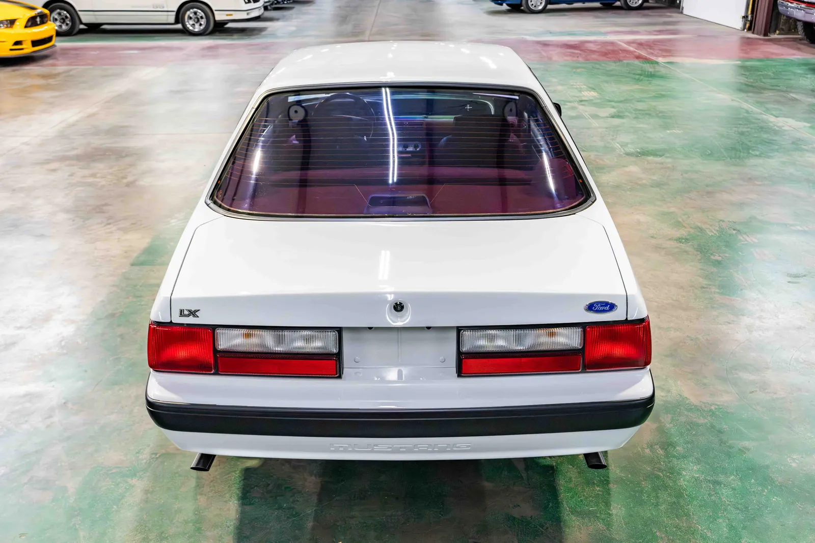 3_1991-Ford-Mustang-Oxford White-107446--36.jpg